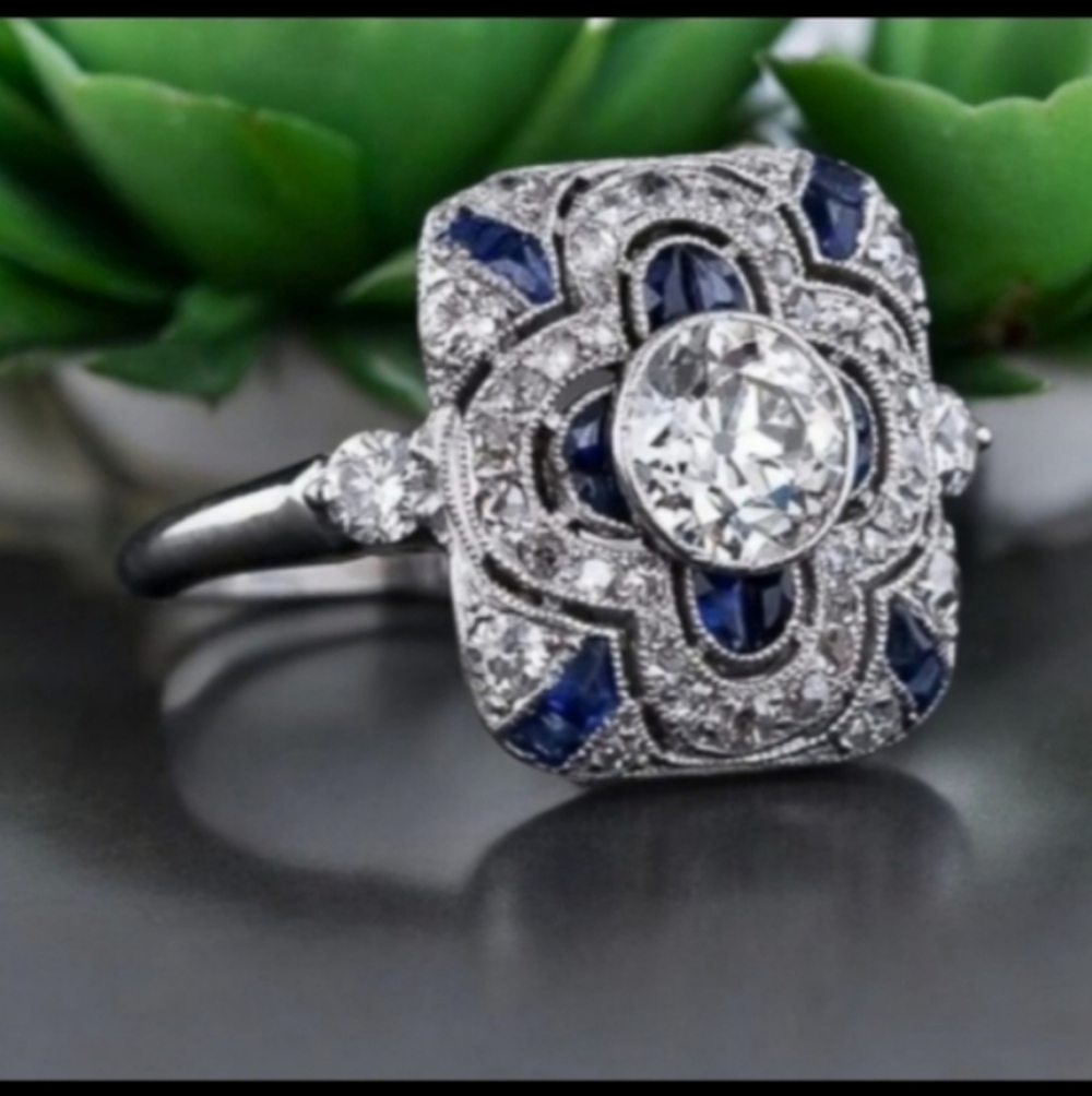 Silver and Blue Gemstone Ring - Picture 7 of 10